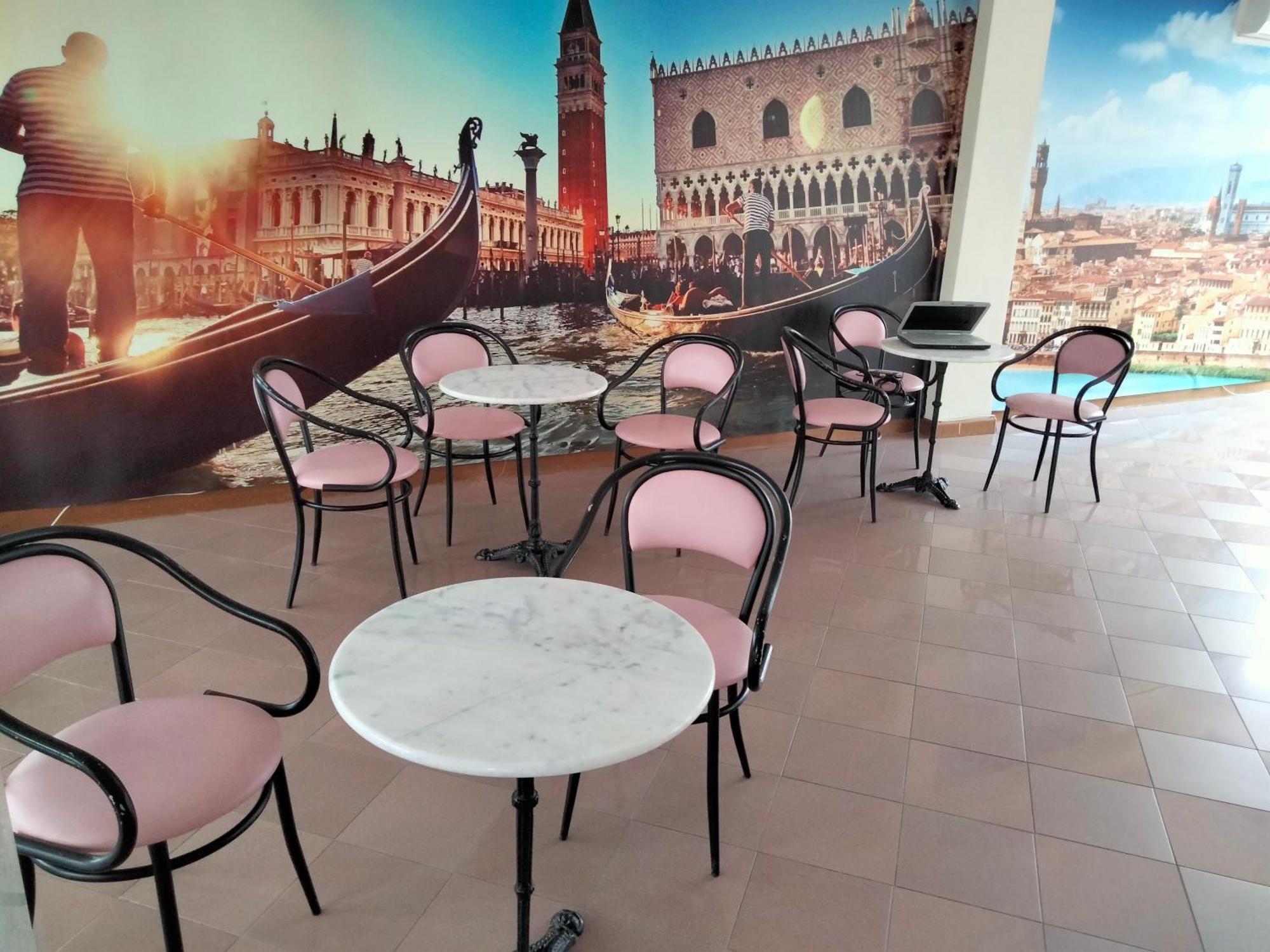 Hotel Stiefel Lignano Sabbiadoro Bagian luar foto