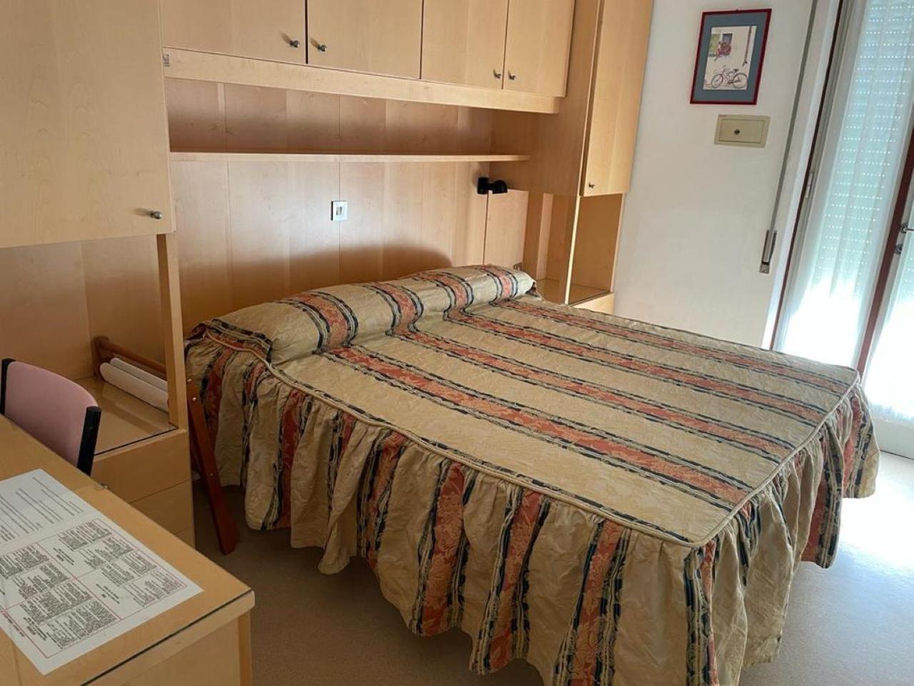 Hotel Stiefel Lignano Sabbiadoro Bagian luar foto