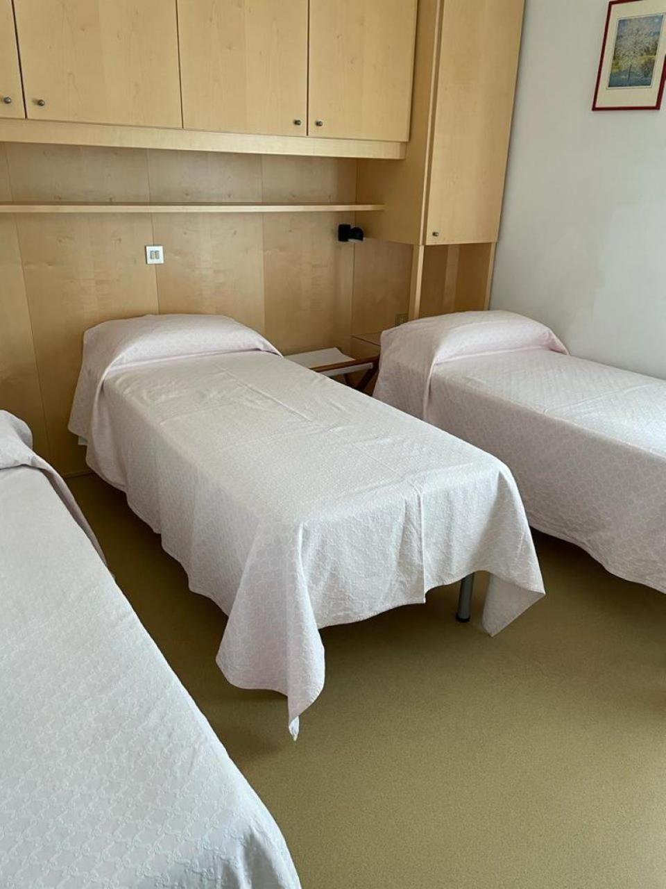 Hotel Stiefel Lignano Sabbiadoro Bagian luar foto