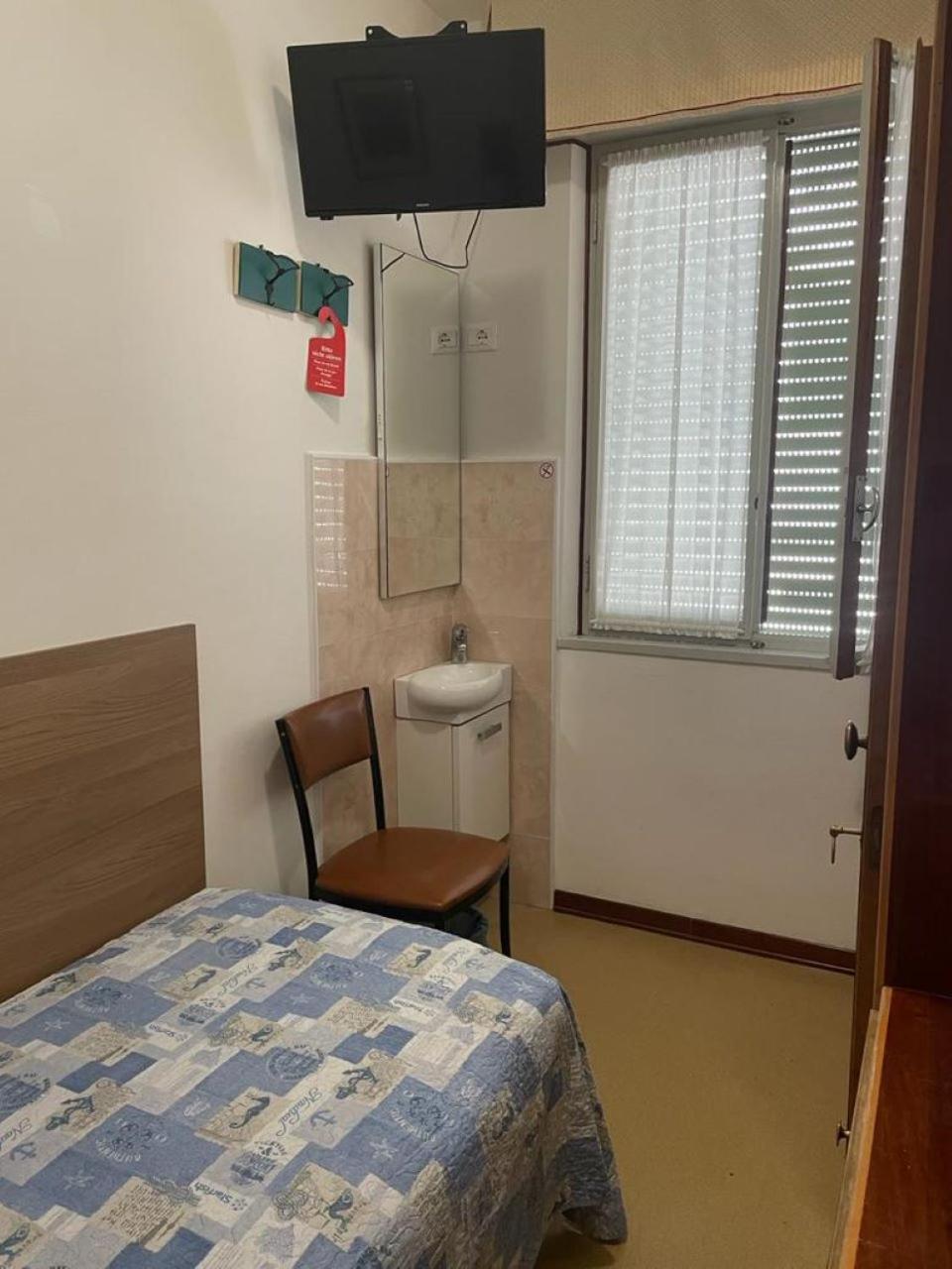 Hotel Stiefel Lignano Sabbiadoro Ruang foto