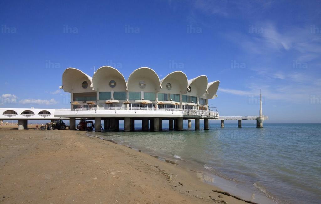 Hotel Stiefel Lignano Sabbiadoro Bagian luar foto